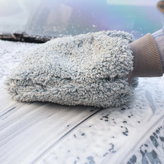Soft Microfiber Glove for Car Cleaning