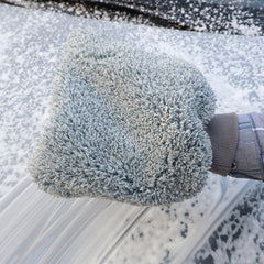 Soft Microfiber Glove for Car Cleaning